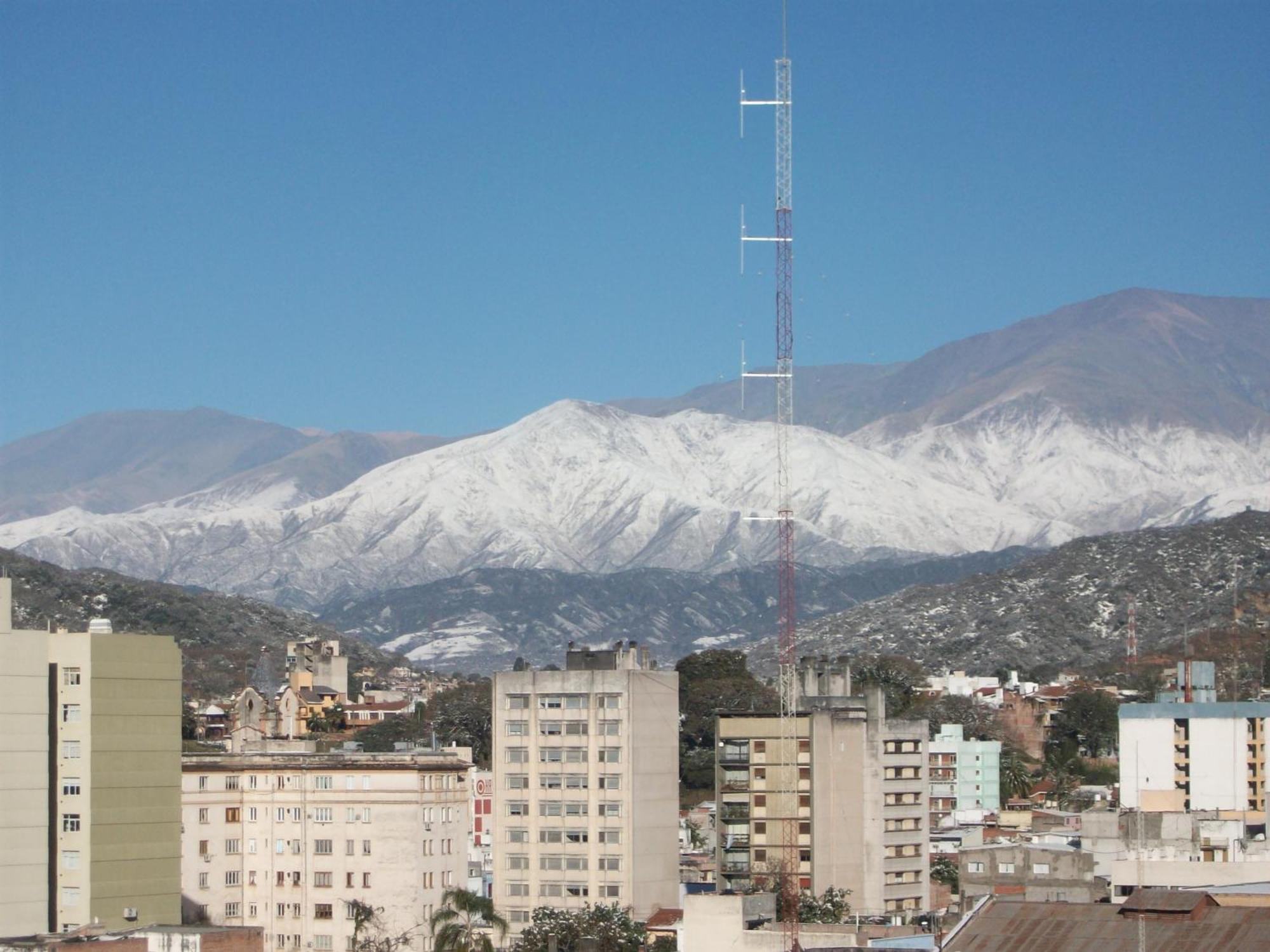 Howard Johnson Plaza Jujuy San Salvador de Jujuy Dış mekan fotoğraf