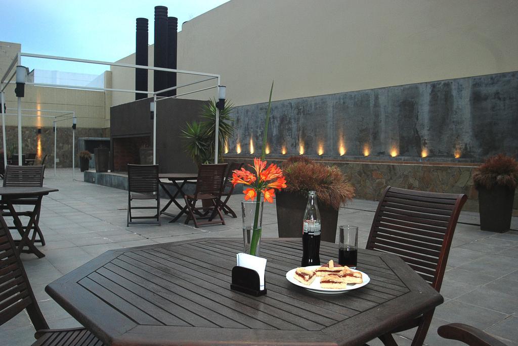 Howard Johnson Plaza Jujuy San Salvador de Jujuy Dış mekan fotoğraf